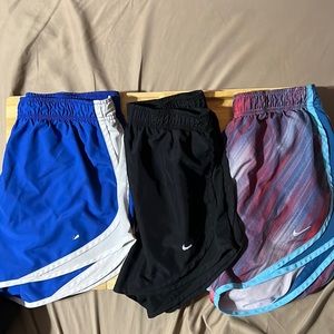 BUNDLE 3 Nike shorts !damaged logos!